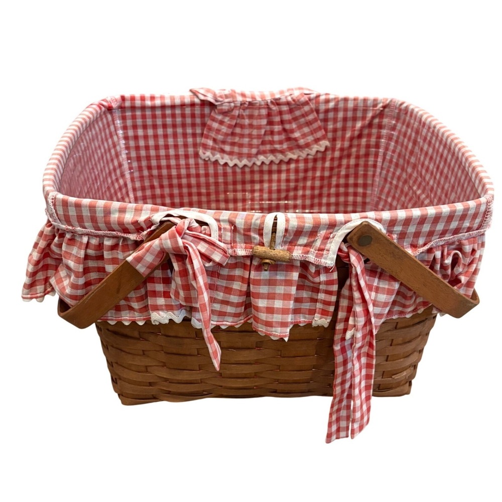 Longaberger Picnic Basket w Red Gingham Liner Double Handle Dresden  EUC